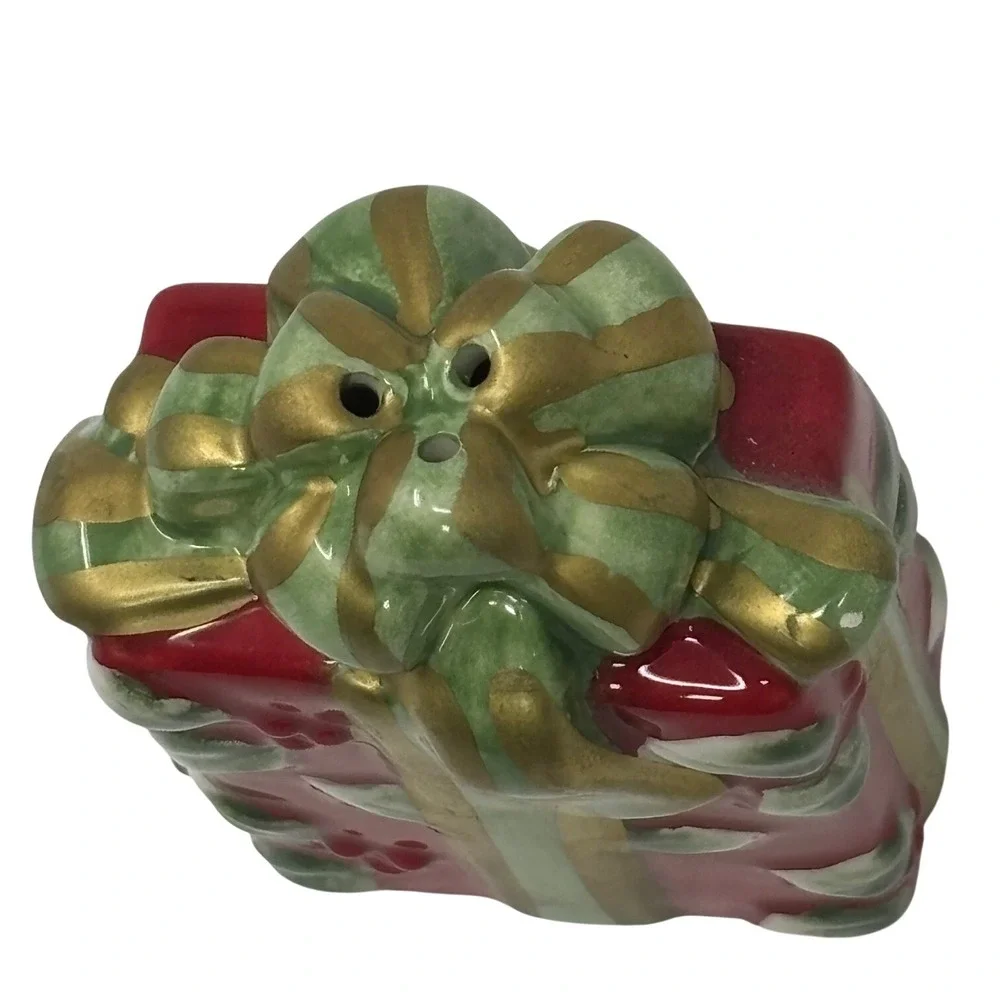 Fitz and Floyd Kitty Kringle Salt and Pepper Shakers Christmas Cat Gift Box Set
